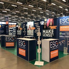 Stand publicitaire école spécialisée