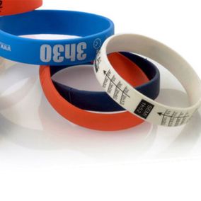 Bracelets de couleur
